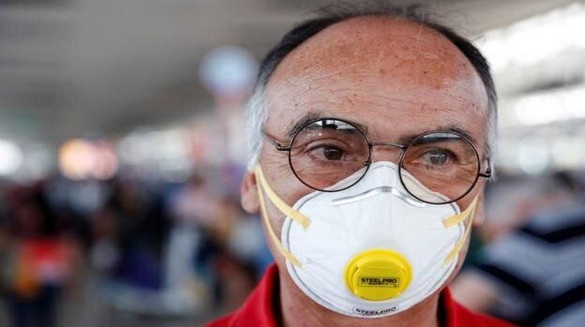 Cómo limpiar y reutilizar una máscara N95