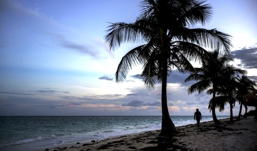 Por Bahamas pasó un terrible huracán, y ahora otra situación amenaza al paraíso