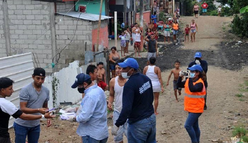 Ecuador reporta 3.828 fallecidos y 45.778 contagios por COVID-19