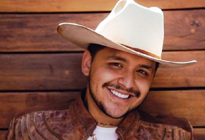 Christian Nodal lanza “AYAYAY!”