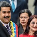 Cilia Flors junto a Nicolás Maduro