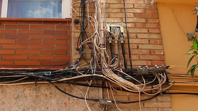 conexiones internet cortan cable profesora