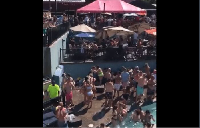 megafiesta piscina estados unidos