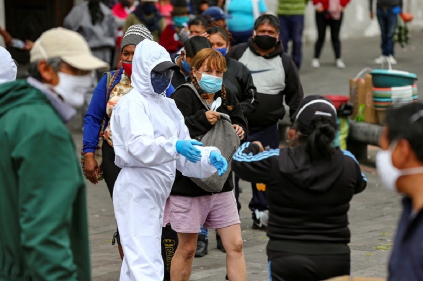 Ecuador reporta 3.828 fallecidos y 45.778 contagios por COVID-19