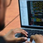 Hackers-Piratas informáticos iraníes y chinos atacaron las campañas de los candidatos Trump y Biden
