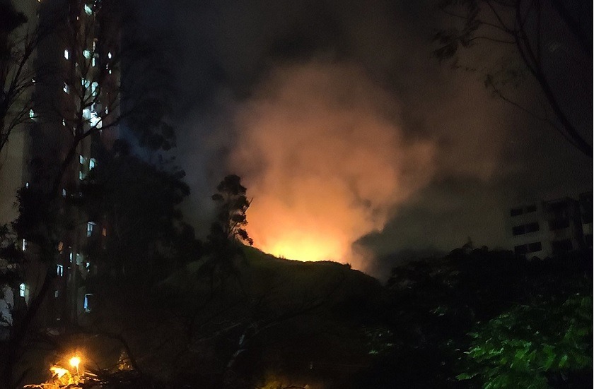 Voraz incendio esta noche de domingo en el barrio Calasanz de Medellín