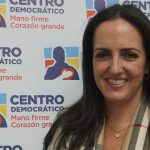María Fernanda Cabal siembra polémica, insinúa un falso positivo con violación de indígena