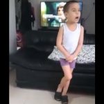 Critican a un niño que se queja de las tareas