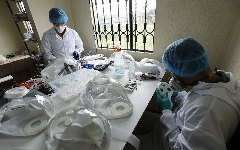 Emprendedores colombianos diseñan una burbuja para protegerse del coronavirus 
