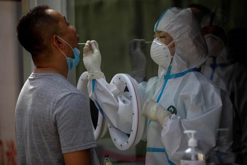 China detecta casos COVID de transmisión local por primera vez en casi dos meses: China nuevos casos covid