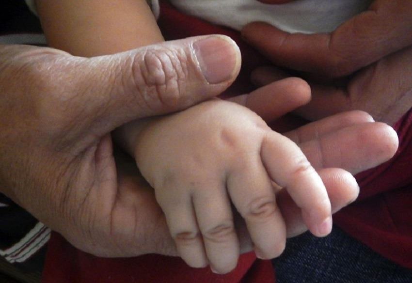 Bebés de embarazos de alto riesgo tienen mayor desarrollo cognitivo y motor