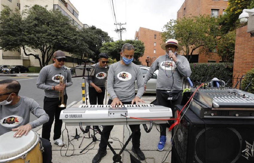 La orquesta en la calle, la “nueva normalidad” de los músicos en Colombia
