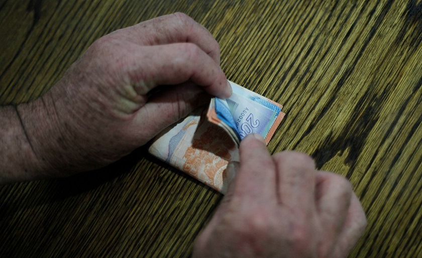 Retiros de los fondos de pensiones podrían ¿convertir a Chile en “país bananero”?