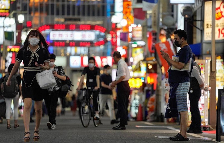 Japón declara nuevo estado de emergencia por COVID en Tokio y otras tres regiones-Japón tiene una lista de más de cien países a los que recomienda NO viajar por el coronavirus: Tokio pide a Japón declarar estado de emergencia por aumento de casos COVID