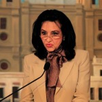 Sobre médicos cubanos el Gobierno colombiano dice que es el único que puede solicitarlos- Claudia Blum deja su cargo en la Cancillería Colombia