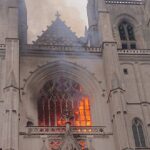 Controlado el incendio en la Catedral de Nantes: sería provocado