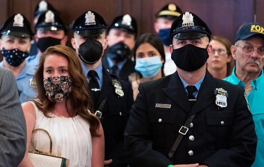 La pandemia "empeorará antes de mejorar" le dice Trump a los estadounidenses