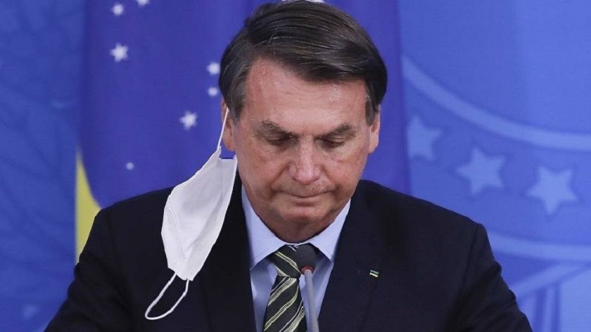 El coronavirus no suelta a Bolsonaro: volvió a dar positivo y seguirá en cuarentena