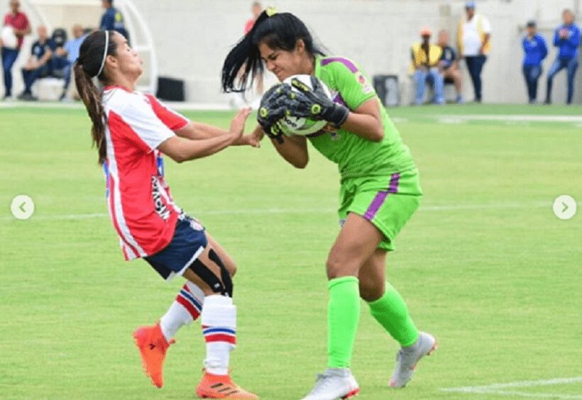 Johanis Menco, la jugadora colombiana que perdió una pierna de manera insólita