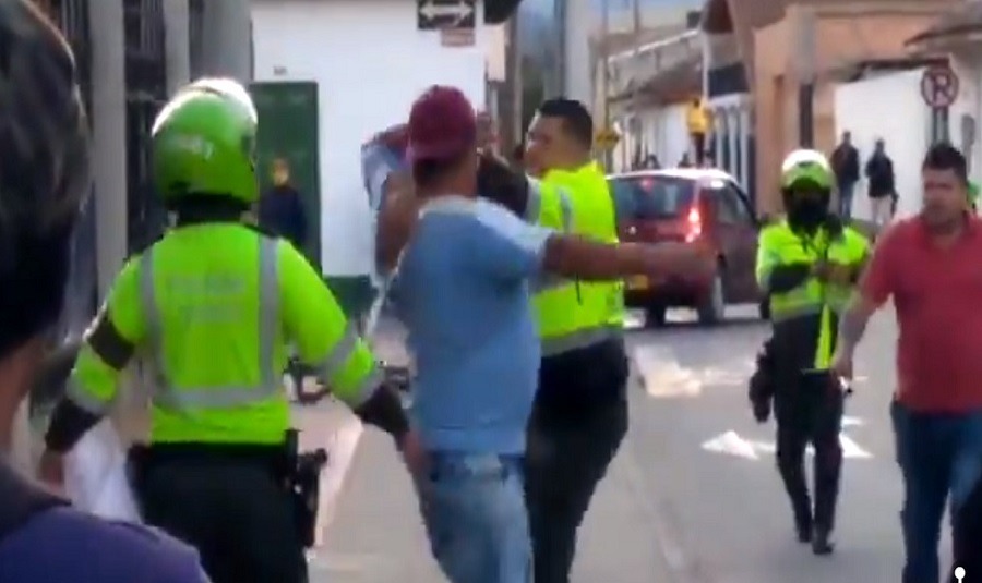Riña en Tocancipá entre policías y venezolanos a los que les tuvieron que disparar en los pies