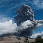 Volcán indonesio
