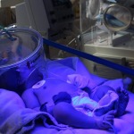 La vida de doce bebés recién nacidos pende de un hilo por oxígeno en Bolivia