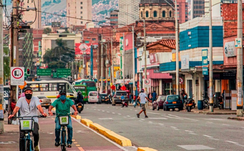 Medellín y el Valle del Aburrá ya no tienen Pico y Cédula--Un hombre de oficio conductor murió tras resistirse a un fleteo en el centro de Medellín
