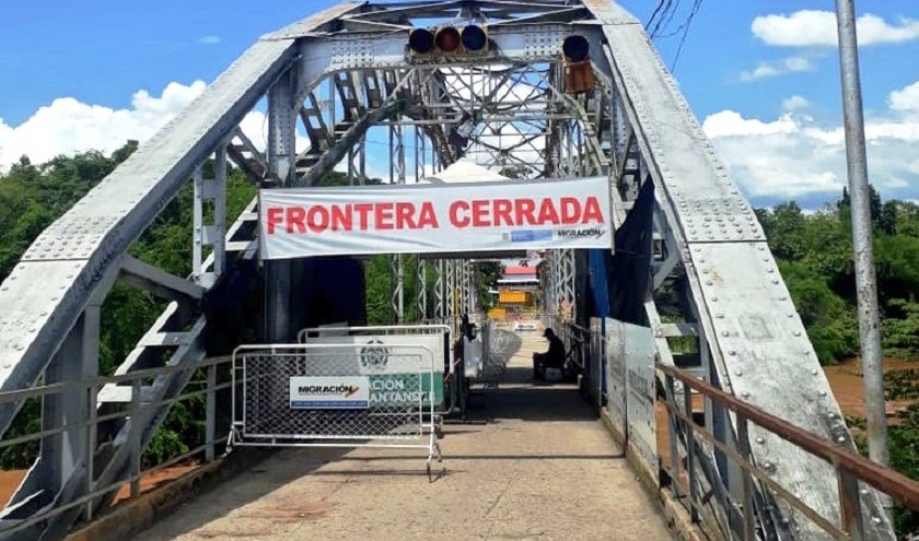 Colombia dice que Venezuela restringirá paso de los retornados por Puente Simón Bolívar