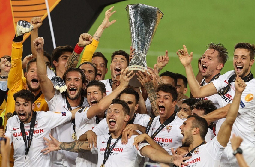 El Sevilla alcanza de nuevo la gloria con su sexto título