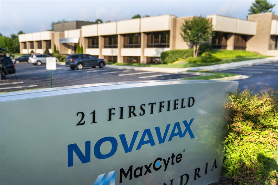 Novavax inicia la fase 3 de los ensayos para su vacuna contra la covid-19
