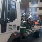 Revelados en contra de la policía que se llevaba las motos en barrio Lourdes de Cali