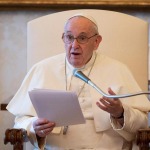 El papa Francisco invita a cambiar: "A veces miramos a los demás como objetos de usar y tirar”
