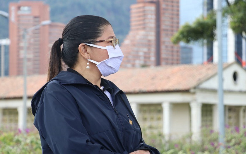 El abrazo negado a Sandra Ramírez, exFarc, por una madre que pide la verdad total