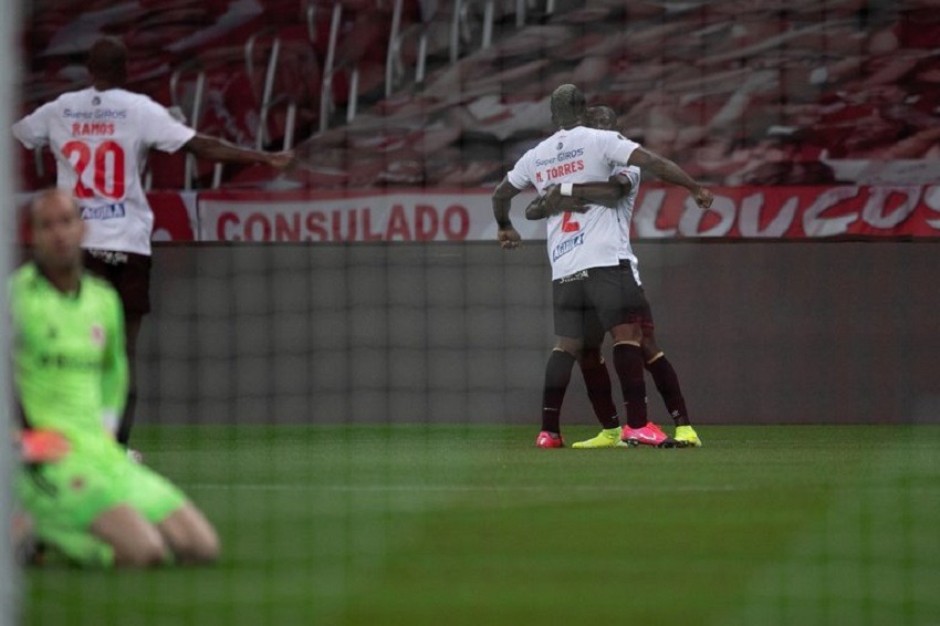 El América de Cali recibe a la Universidad Católica en un duelo por la supervivencia