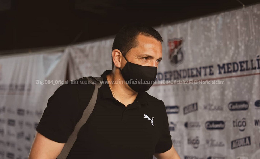 Insostenible el ídolo: Aldo Bobadilla fue despedido del Independiente Medellín