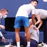 Djokovic afuera del US Open por pegarle un pelotazo a una juez de línea