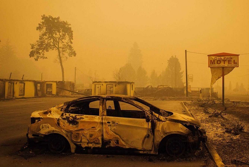 Quince muertos y cientos de miles de evacuados por los incendios en el oeste de EE.UU.