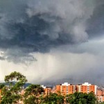 Tormenta eléctrica al centro y sur de Medellín este jueves