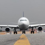 El viaje de egresados que llegó de Cancún a Buenos Aires con 44 positivos COVID Nueva cepa del coronavirus hace que varios países europeos suspendan vuelos con el Reino Unido: Los vuelos internacionales se reactivarán en Colombia a partir del 21 de septiembre