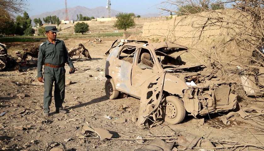 Al menos 15 muertos y 34 heridos en ataque con vehículo-bomba en Afganistán