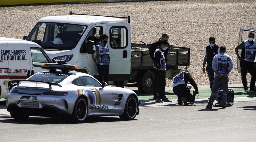 Una tapa de alcantarilla retrasó la calificación del Gran Premio de Portugal de F1