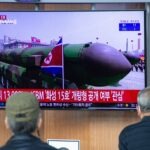 Corea del Norte exhibe un nuevo y mayor misil intercontinental