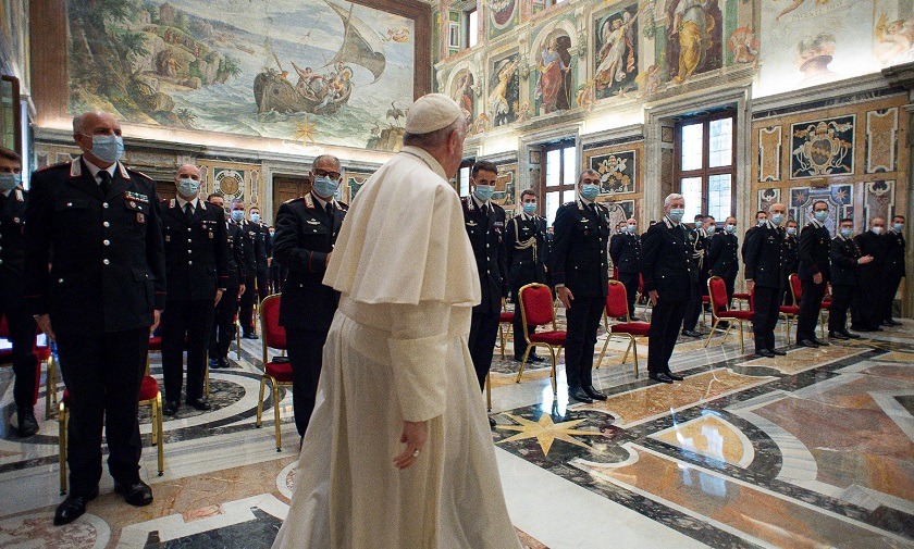 ¡Vaticano en alerta! Detectan coronavirus en residencia del papa Francisco