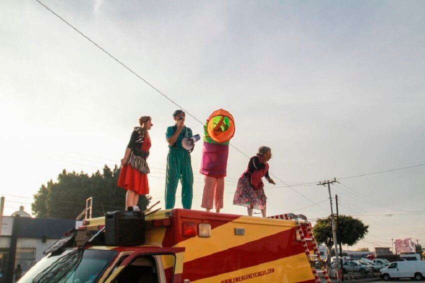 circo alegra a niños migrantes