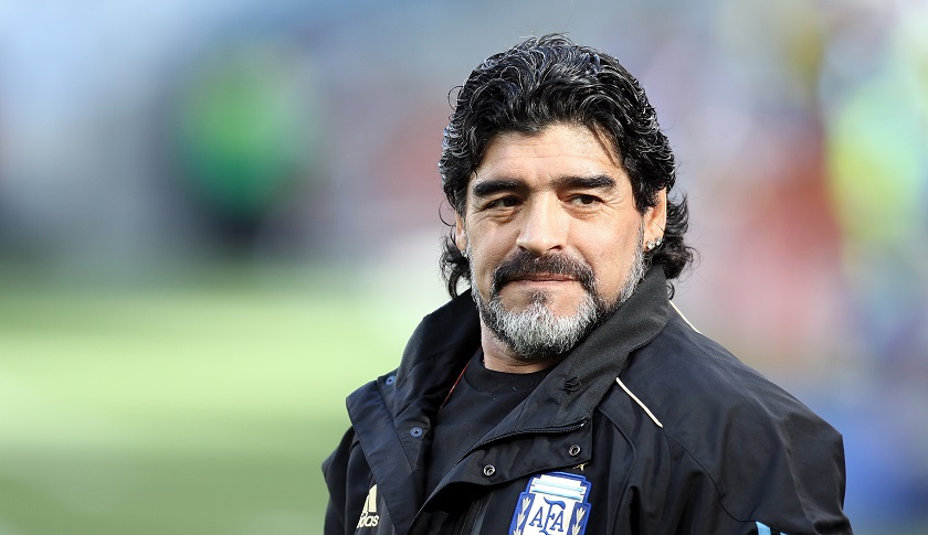 Maradona y George Best el mismo día de muerte, la pelota no se mancha