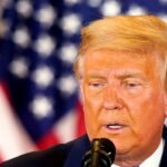 Trump exige a un tribunal que detenga el recuento en Michigan
