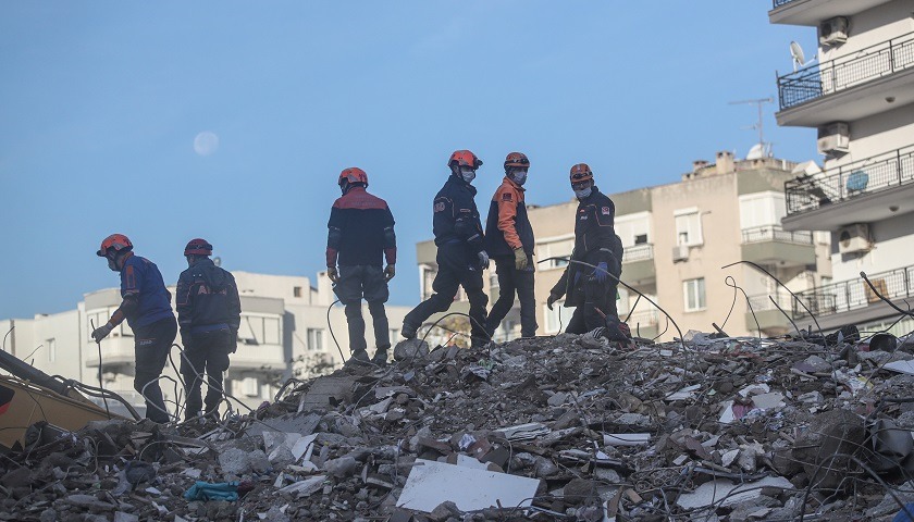 Ya son 114 las víctimas mortales del terremoto en Turquía: