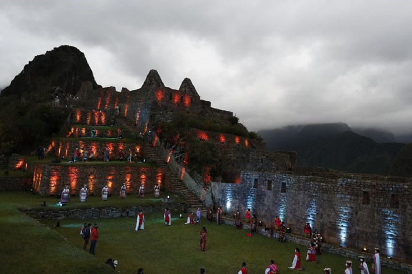 Protestas obligan a cerrar Machu Picchu mes y medio después de su reapertura