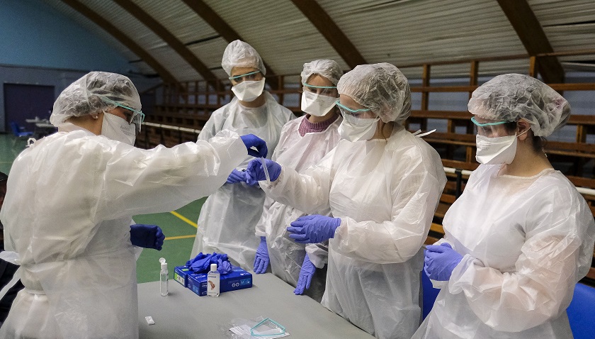 Francia realizó más de tres millones de test COVID durante la semana de Navidad