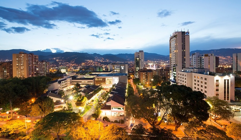 El toque de queda en Medellín será de 34 horas por Navidad y Año Nuevo 2021
